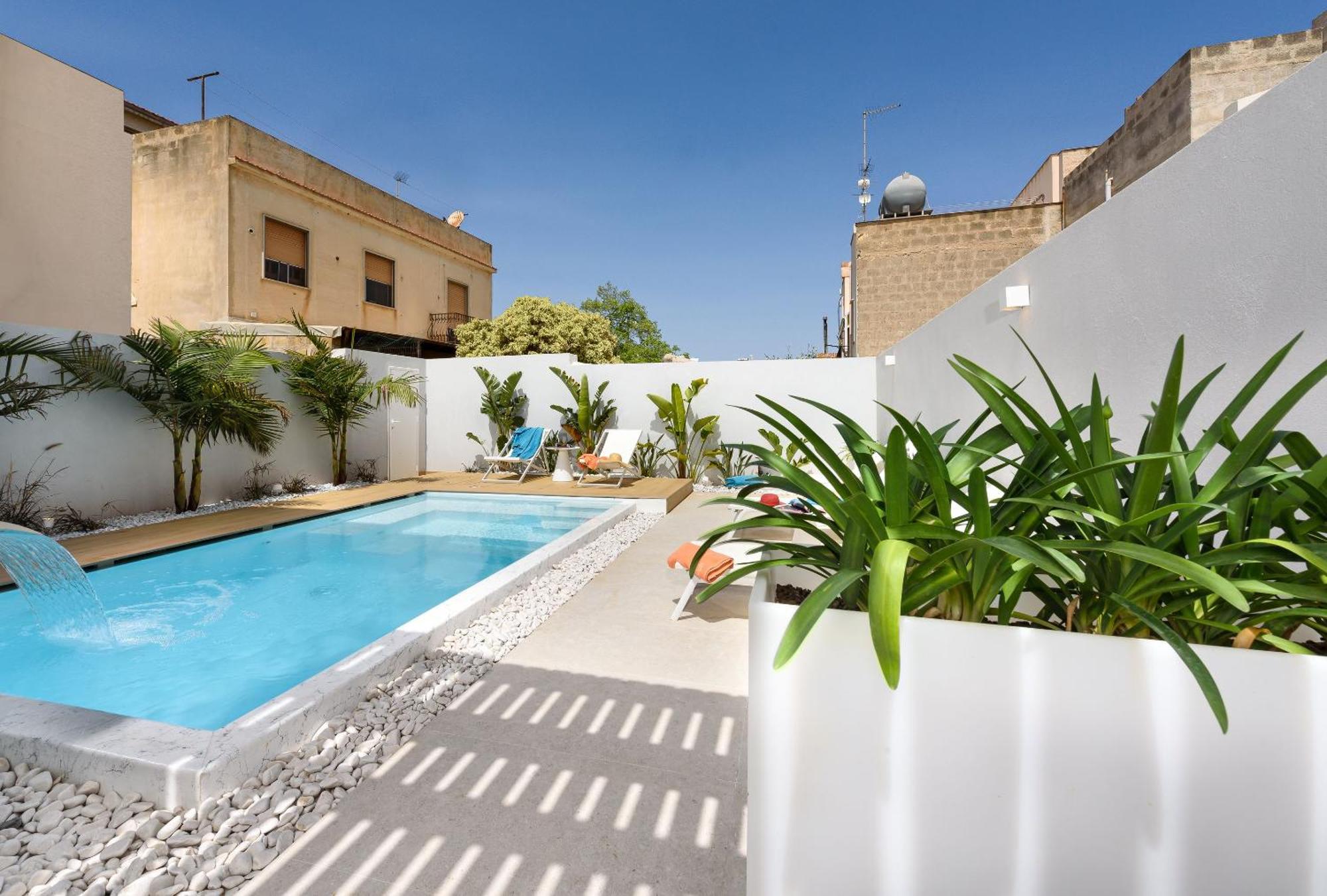 Andromeda Hotel 3*